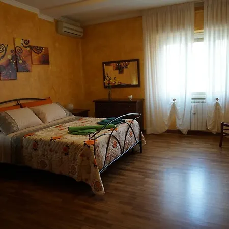 Apartment Garbatella Storica * Rome